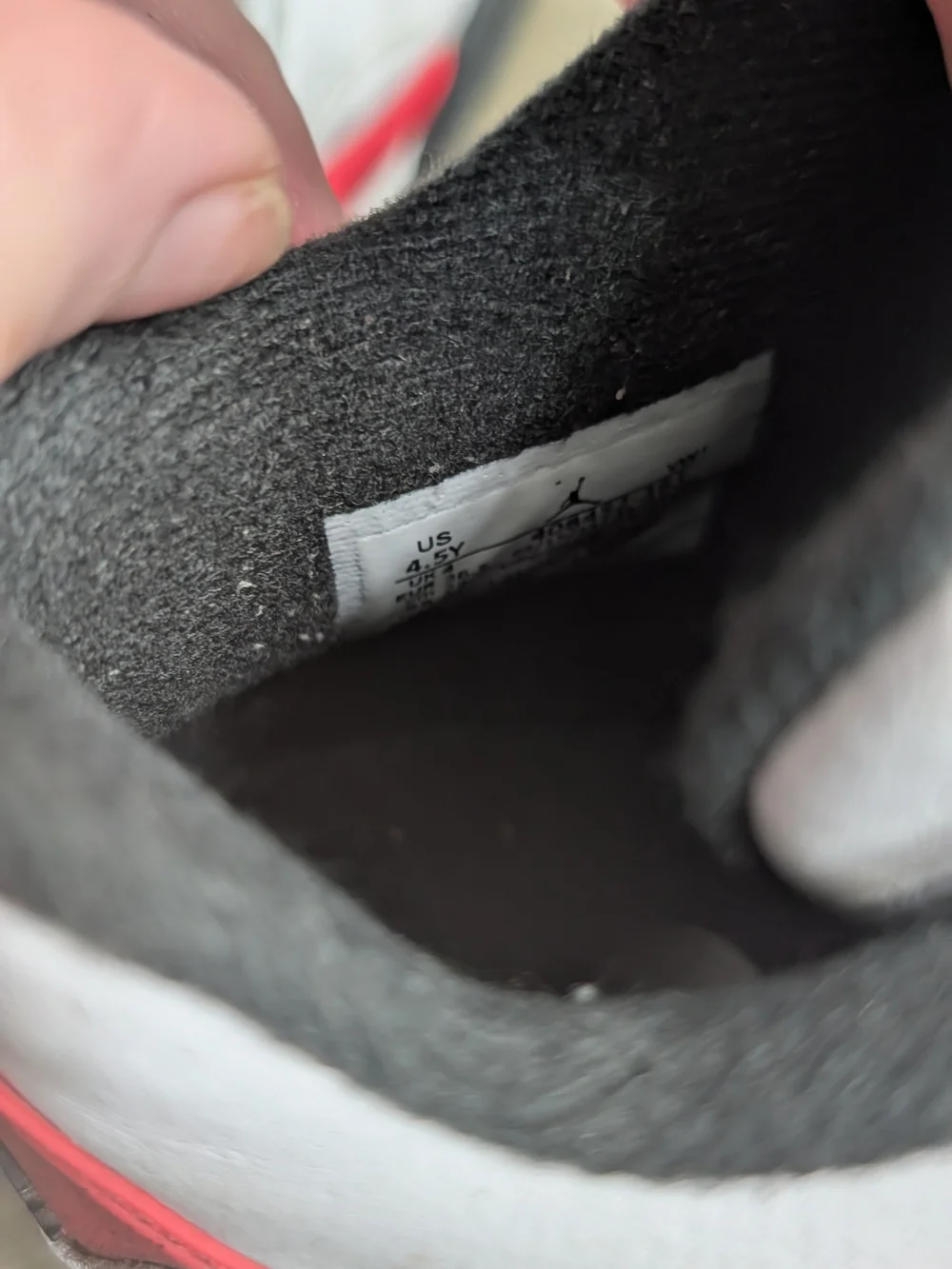 Jordan Retro 4 Basketball Sneakers  Red Cement